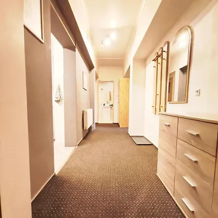 Apartment Goscinne I Krupowki 19 *